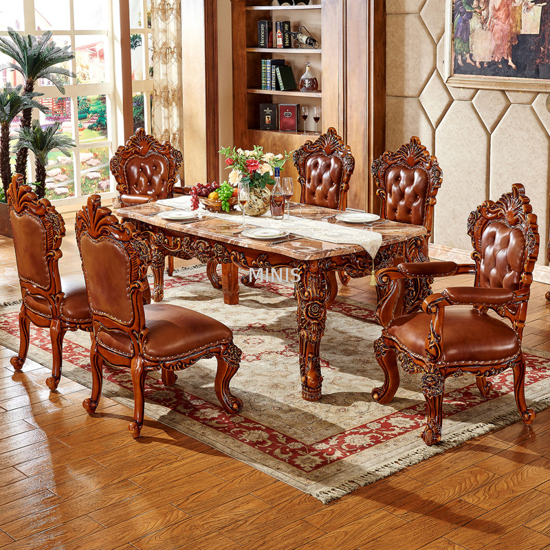 Belle table de salle à manger en bois et marbre doré avec chaise